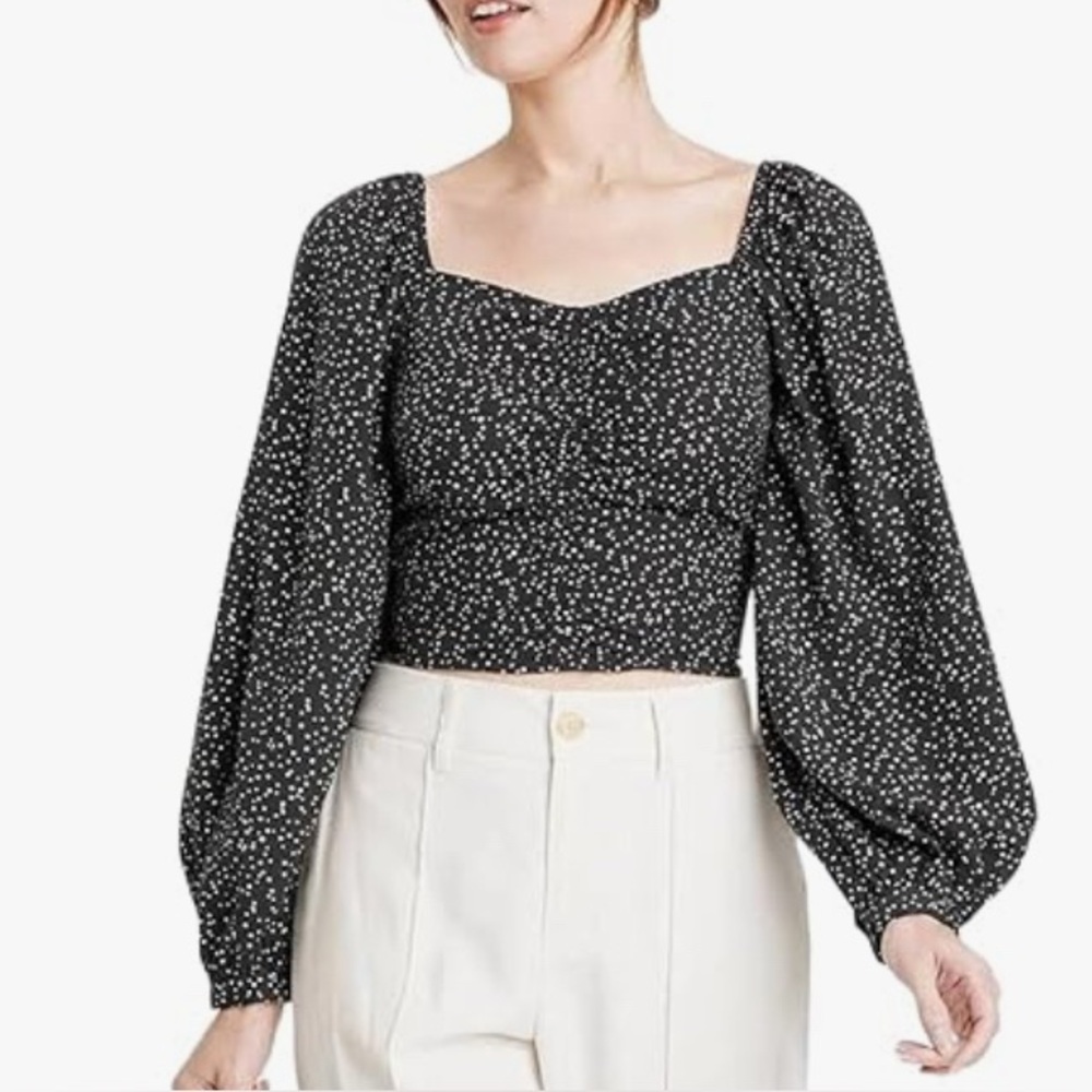 NWT SZXXL A New Day Crop Top. Lightweight. Ruched bust. elastic back. long slv.